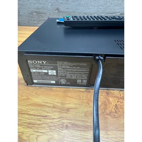 Sony SLV-D380p DVD Player VCR Combo Vhs 4 Head HiFi w/ Remote ~Tested - Picture 3 of 9